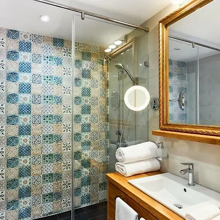 Apartamento Stylish And High-end Designer In Center